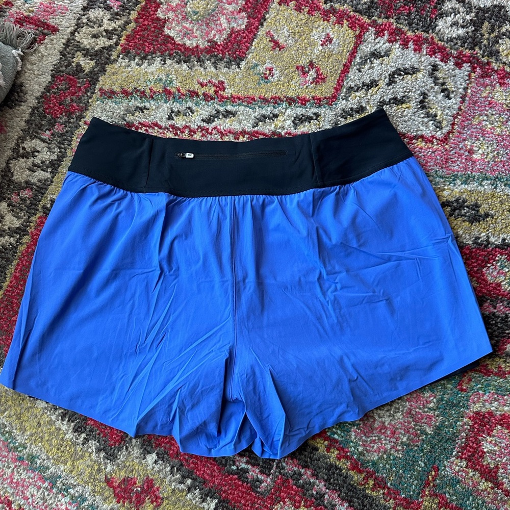ON On Running Women's Running Shorts - Black and Cobalt XL LIKE NEW - Picture 5 of 9
